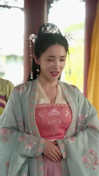 เฟิ่งอู่เก้าฟ้า