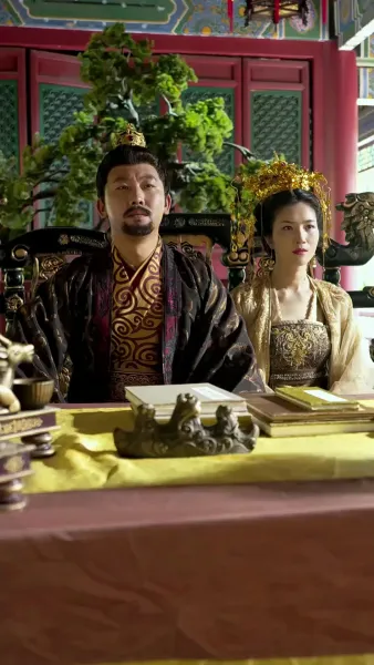 เฟิ่งอู่เก้าฟ้า