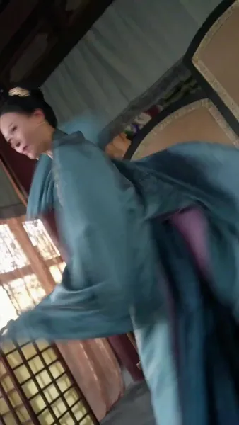 เฟิ่งอู่เก้าฟ้า