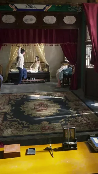 เฟิ่งอู่เก้าฟ้า