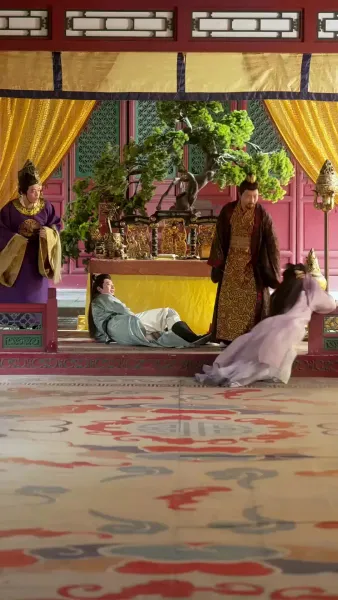 เฟิ่งอู่เก้าฟ้า