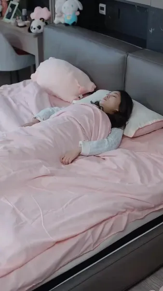 (พากย์เสียง)ครั้งหนึ่งเราเคยมีบ้าน