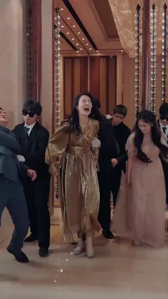 (พากย์เสียง)ครั้งหนึ่งเราเคยมีบ้าน