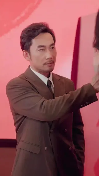 (พากย์เสียง)ครั้งหนึ่งเราเคยมีบ้าน