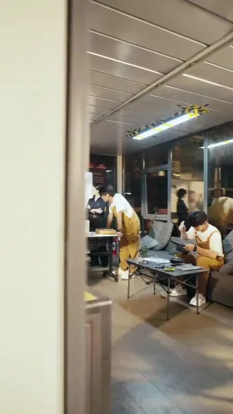 (พากย์เสียง) ราชาซิ่งสายฟ้า