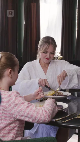 แก้วตาดวงใจในรอยลวง