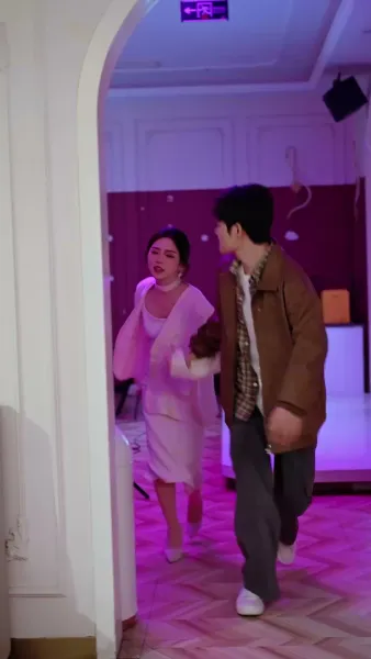 ก้าวไปด้วยรัก(พากย์เสียง)