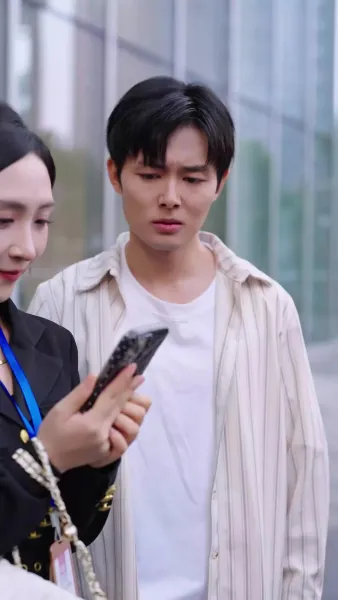 ก้าวไปด้วยรัก(พากย์เสียง)