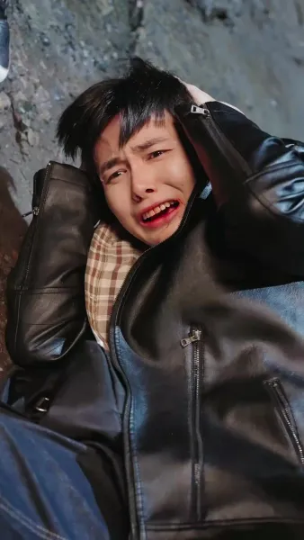 ก้าวไปด้วยรัก(พากย์เสียง)