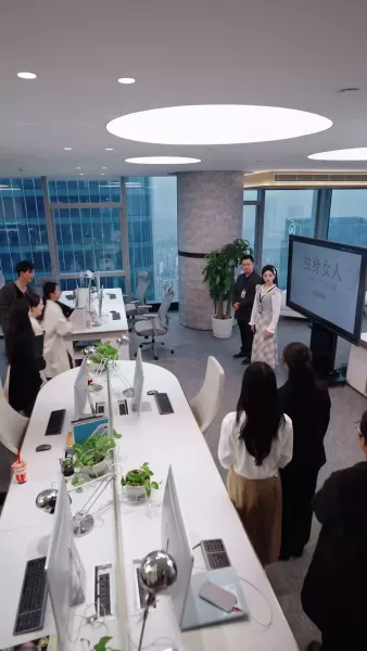 ก้าวไปด้วยรัก(พากย์เสียง)