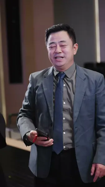 ก้าวไปด้วยรัก(พากย์เสียง)