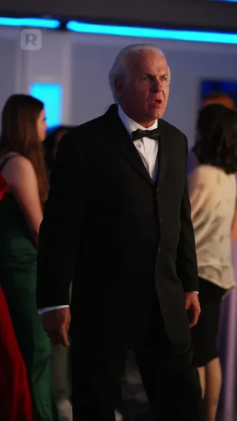 คุณไล่ศัลยแพทย์อัจฉริยะออก!