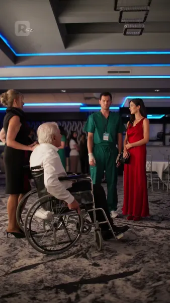 คุณไล่ศัลยแพทย์อัจฉริยะออก!