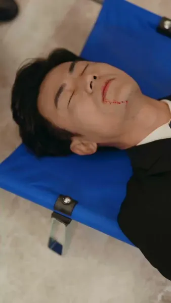 เข้าใจผิดว่าตัวเองเป็นตัวเอก