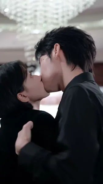 หัวใจที่สั่นคล้องกัน