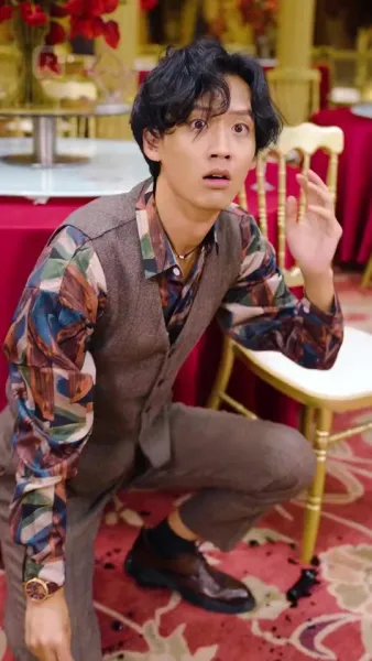 เทพสงครามจอมปลอม: การกลับมาของแม่ทัพมังกร