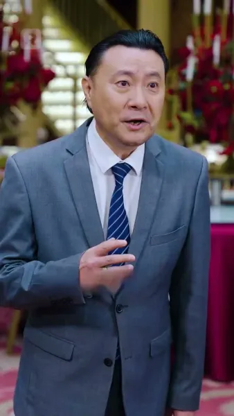 เทพสงครามจอมปลอม: การกลับมาของแม่ทัพมังกร