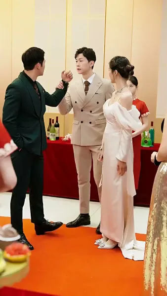 การหวนกลับของราชันย์เทพอนันต์ 