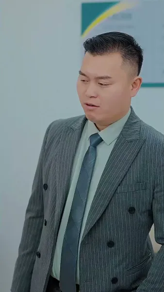 การหวนกลับของราชันย์เทพอนันต์ 