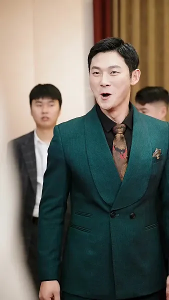 การหวนกลับของราชันย์เทพอนันต์ 