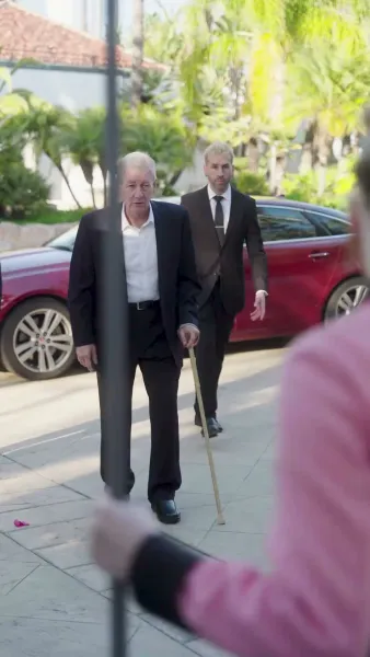 คุณพ่อลับๆ ของเจ้าตัวแสบ 