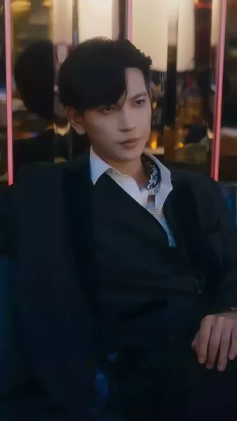 เข้าเคียงกับเจ้านายหลงสุรากรรม