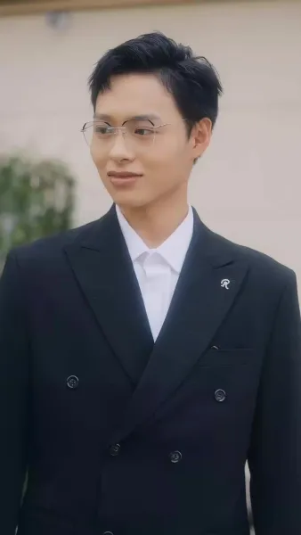 เข้าเคียงกับเจ้านายหลงสุรากรรม