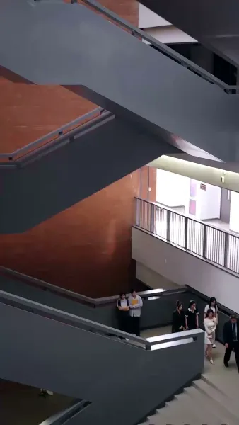 แต่งกับศัตรูผู้ดิบเถื่อน