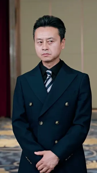 คุณชายผู้สูงเกินฝัน