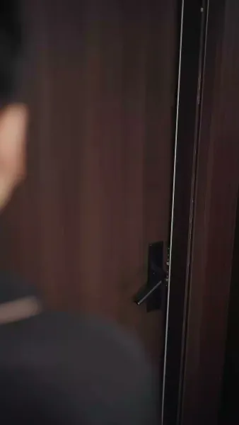 วิวาห์รักผิดตัว