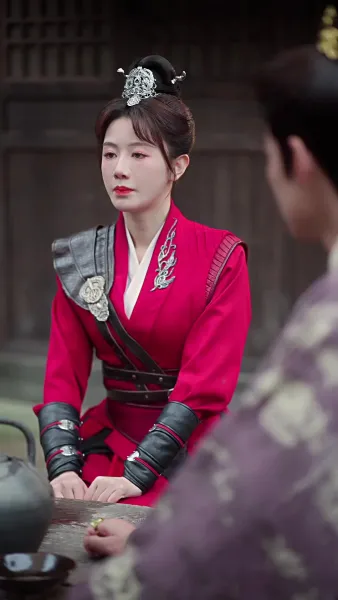 ดอกไห่ถังใต้บัลลังก์เลือด