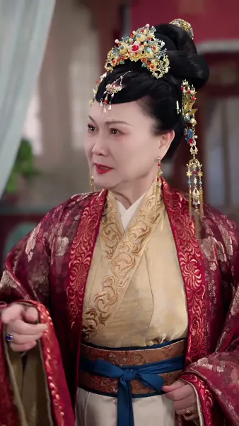 ดอกไห่ถังใต้บัลลังก์เลือด