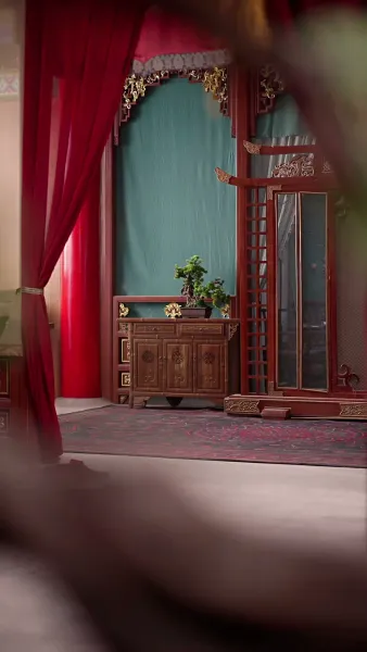 ดอกไห่ถังใต้บัลลังก์เลือด