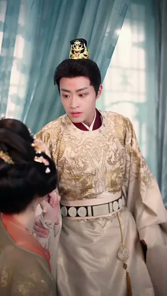 ดอกไห่ถังใต้บัลลังก์เลือด