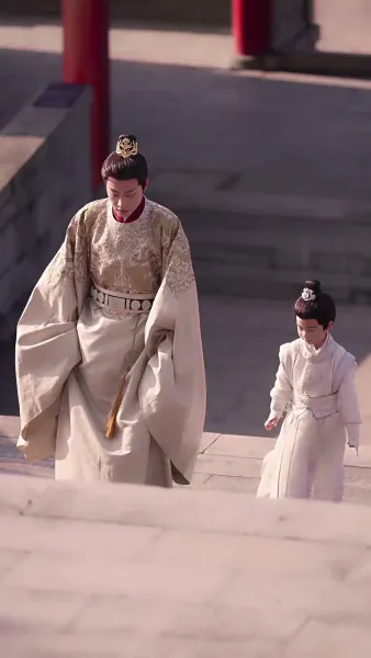 ดอกไห่ถังใต้บัลลังก์เลือด