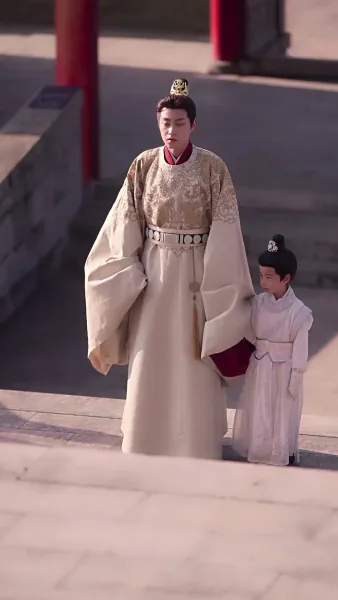 ดอกไห่ถังใต้บัลลังก์เลือด