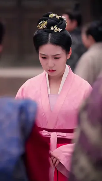 ดอกไห่ถังใต้บัลลังก์เลือด