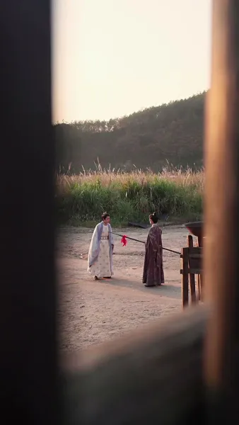 ดอกไห่ถังใต้บัลลังก์เลือด