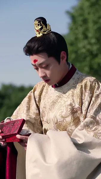 ดอกไห่ถังใต้บัลลังก์เลือด