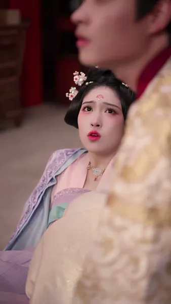 ดอกไห่ถังใต้บัลลังก์เลือด