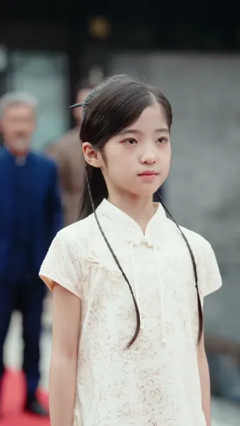 บรรพจารย์ร่างสิบขวบกลับมา