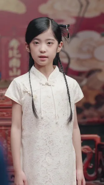 บรรพจารย์ร่างสิบขวบกลับมา