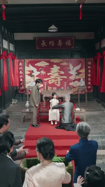 บรรพจารย์ร่างสิบขวบกลับมา