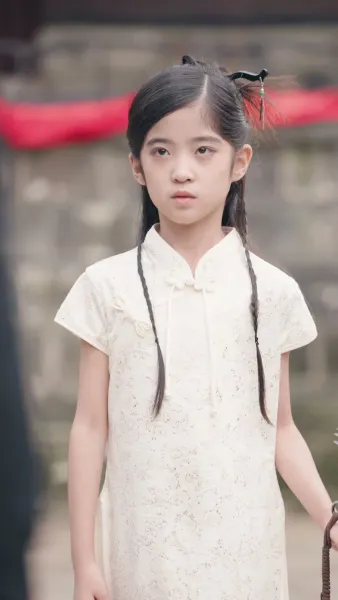 บรรพจารย์ร่างสิบขวบกลับมา