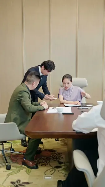  โชคหล่นทับ! ได้พ่อแม่เป็นมหาเศรษฐี