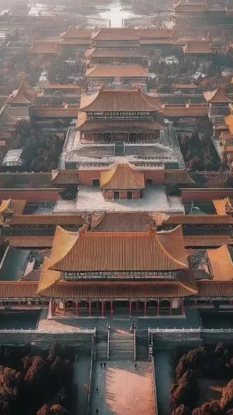 คุณชายสำราญผู้เร้นคม