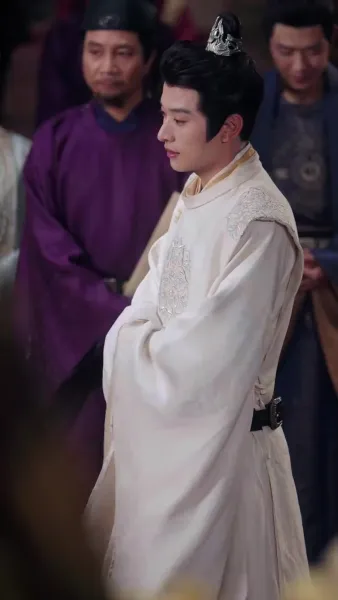 คุณชายสำราญผู้เร้นคม