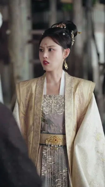 คุณชายสำราญผู้เร้นคม