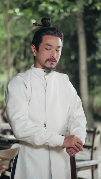 คุณชายสำราญผู้เร้นคม