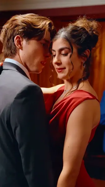 คบหลอก ๆ กับศัตรูลูกคุณหนู